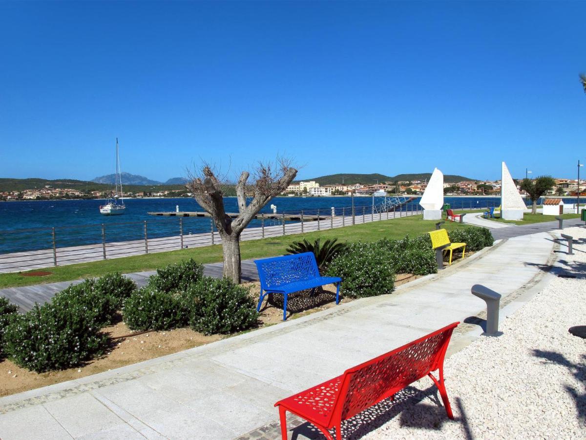 Apartment Giuly By Interhome Golfo Aranci Exterior foto